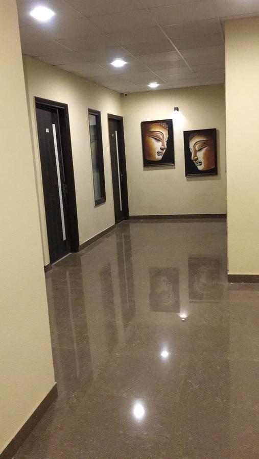 De Agya Paradise Hotell Ludhiana Eksteriør bilde