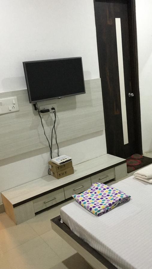 De Agya Paradise Hotell Ludhiana Eksteriør bilde