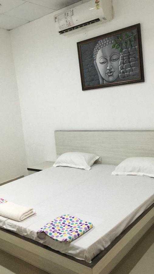 De Agya Paradise Hotell Ludhiana Eksteriør bilde
